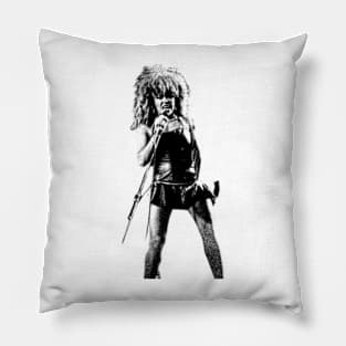 Tina turner - Perform a song Pillow