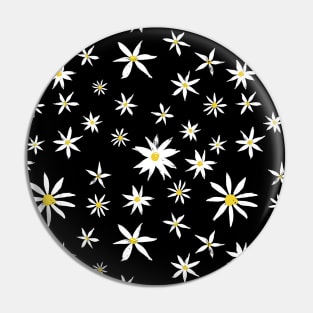 Daisy on black Pin