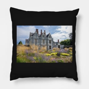 The grasses of St Fagans Castle Pillow