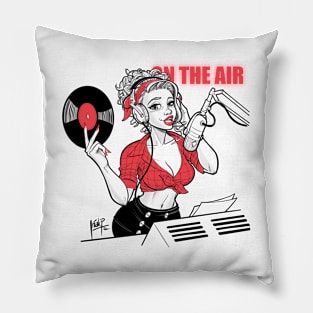 Streamer Pin-up Pillow