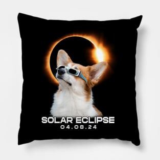 Corgi Eclipse Expedition: Stylish Tee Featuring Cute Welsh Corgis Pillow