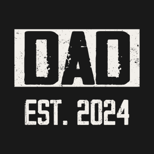 New Father Dad Est. 2024 Expect Baby Men Wife Daughter T-Shirt