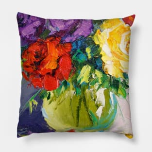 Bouquet of roses Pillow