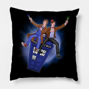 THE DOCTOR'S TIMEY-WIMEY ADVENTURE Pillow