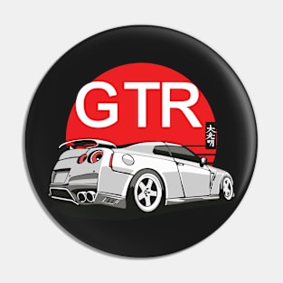 Nissan GTR Pin