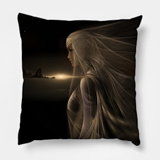 Arinna Pillow