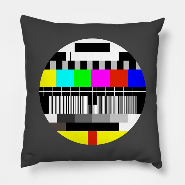 Test card pattern round Pillow by t335