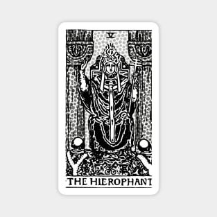 5 The Hierophant Magnet