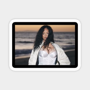 Rihanna best singers Magnet