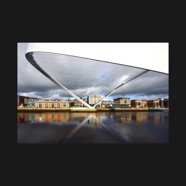 Gateshead Millennium Bridge by StephenJSmith