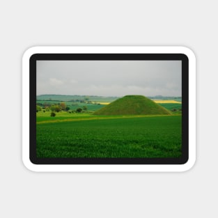 Silbury Hill Magnet