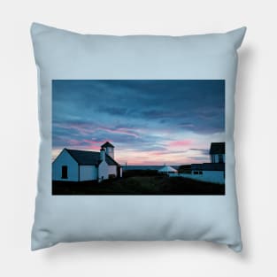 Waiting for the sun to rise at Rocky Island Pillow