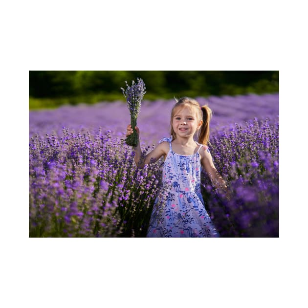 Little girl with a lavender bouquet by naturalis