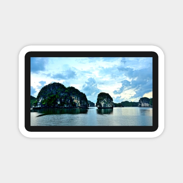 Vietnam - Cat Ba, Lan Ha Bay Magnet by franck380