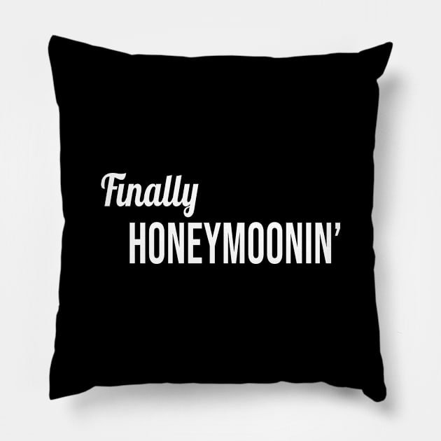 Honeymoon Pillow by martinroj