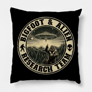 Bigfoot & Alien Research Team- For Bigfoot & Alien believers Pillow