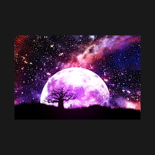 Lone tree over rising pink moon T-Shirt