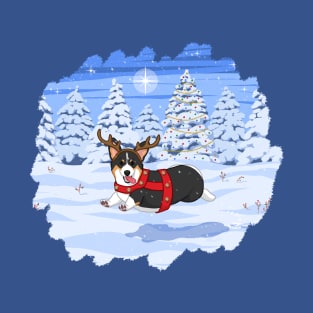 Cute Black Pembroke Corgi in Christmas Reindeer Costume T-Shirt