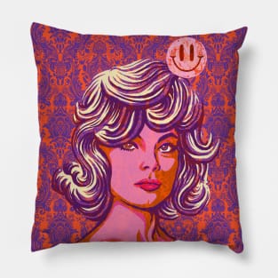 Lady portrait vintage wallpaper Pillow