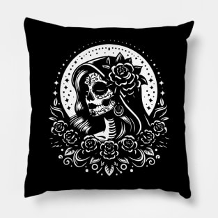 santa muerte Pillow