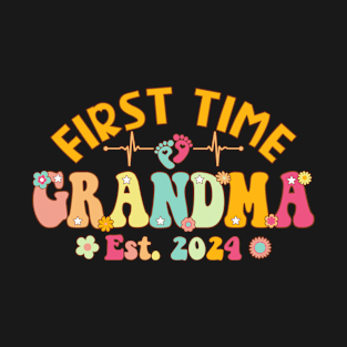 First Time Grandma 2024 Pregnancy Announcement New Grandma T-Shirt