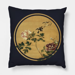 Old Japanese painting of birds and flowers Pillow