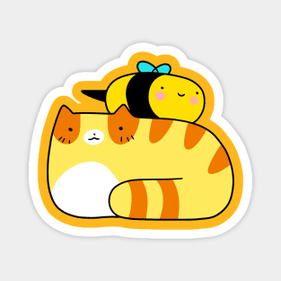 Tabby and Bee Magnet