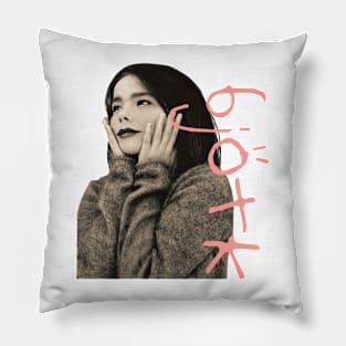 Retro Bjork Fan Art Design Pillow