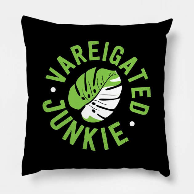 Vareigated Junkie Monstera Plant Mama er Pillow by Weirdcore