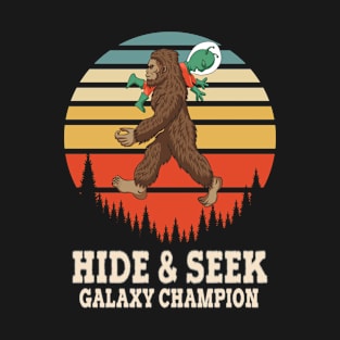 Hide and Seek World Champion Retro Vintage Bigfoot Silhouette T-Shirt