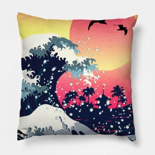 Great tsunami waves Pillow