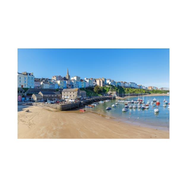 Tenby Harbour Beach, Pembrokeshire by GrahamPrentice