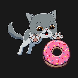 Exotic Shorthair Cat excited to eat a donut T-Shirt
