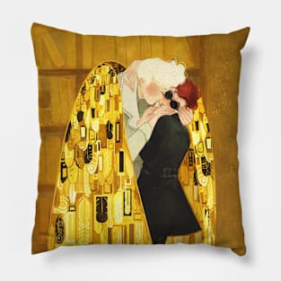 The Kiss Pillow