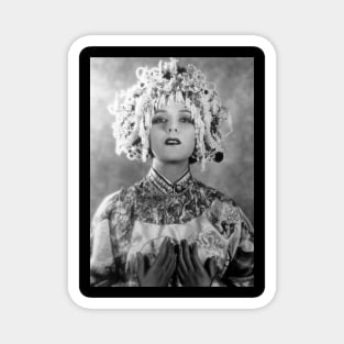 Bessie Love Magnet