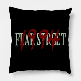fear street 1994, 90s movie Pillow