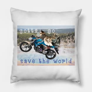 Gotta go Save the World Maine Coon cat Pillow