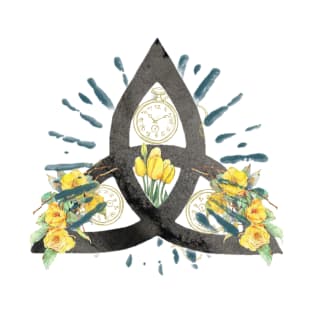 floral triquetra T-Shirt