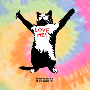 TABBY Cat - LOVE ME! T-Shirt