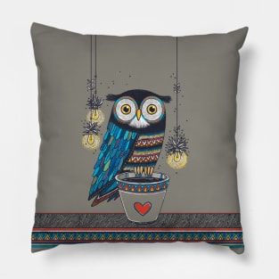 Cute owl illustration in chalk hand drawn style Pillow