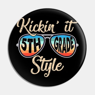 It 5Th Grade Style Teacher Back To School Pin