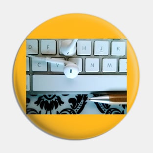 Writers' Keys Pin