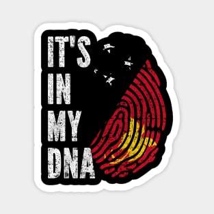 IT'S IN MY DNA Papua New Guinea Flag Men Women Kids Magnet