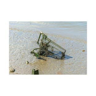 Discarded shopping trolley T-Shirt