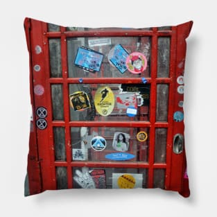 Red Telephone Box - Royal Mile, Edinburgh Pillow