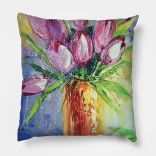 A bouquet of tulips Pillow