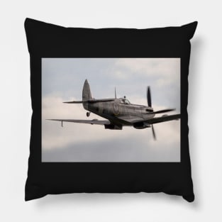 RAF WW2 Spitfire Formation Pillow