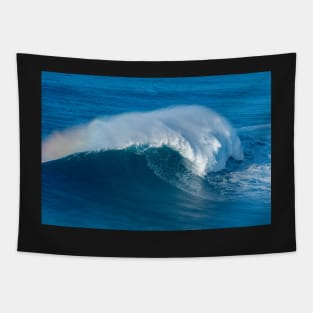 Wave breaking in Nazare Tapestry