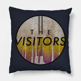 THE VISITORS - VINTAGE YELLOW CIRCLE Pillow