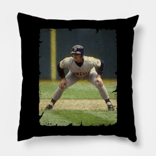 Chuck Knoblauch in Minnesota Twins Pillow